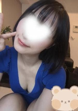 水川ふみ