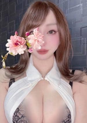 NEW+PLUS（ニュープラス） セラピスト エマ