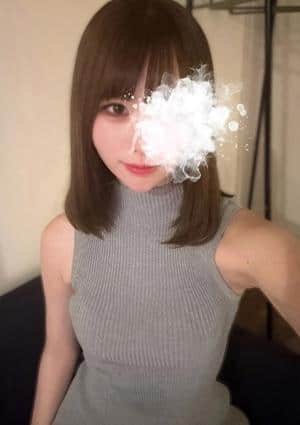 凪 ひなこ