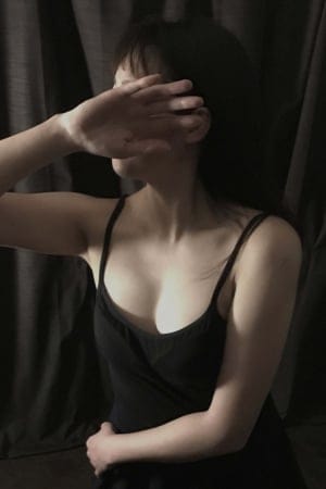 scrape_url:https://esthe-bemajo.net/images_staff/265/042014411194.jpg