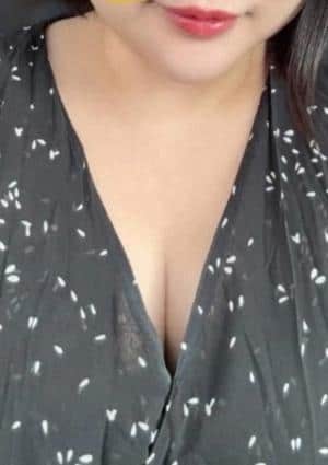 博多人妻さん セラピスト 梅崎夫人
