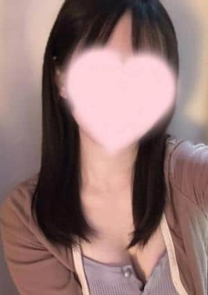橘なぎ