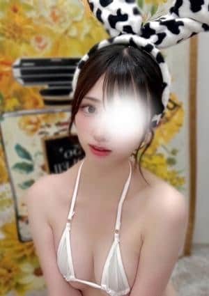 白雪かれん