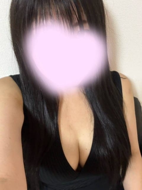 横浜新横浜町田人妻メンズエステ セラピスト 広末 ゆかり