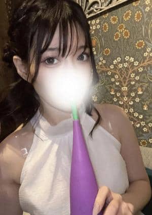 皇　りず