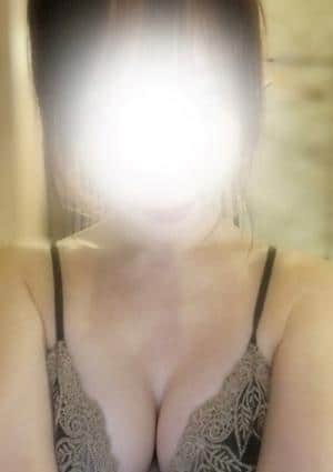 我妻ひまり