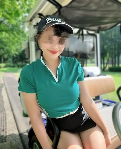 scrape_url:https://esthe-angeaile.com/images_staff/46/110415012294.jpeg