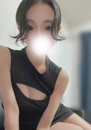 White（ホワイト）スパ セラピスト すず