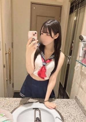 水瀬 ななみ