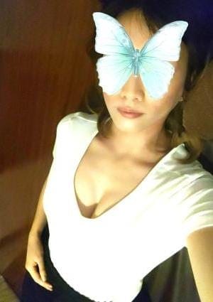 桜 るな