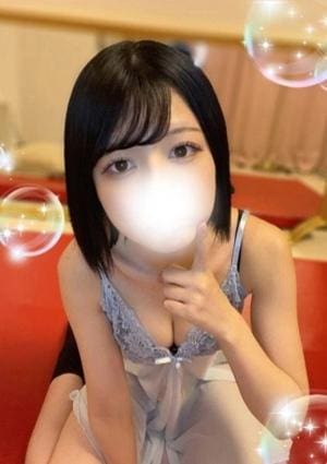 黒咲れい