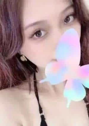 秘宝殿 セラピスト ローラ