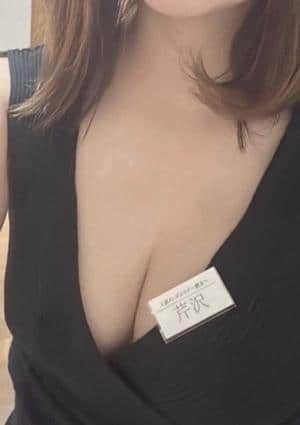 人妻メンズエステ艶女 セラピスト 芹沢