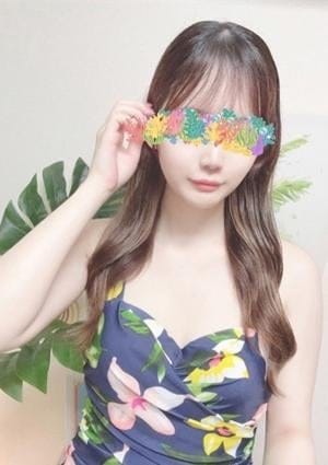 小峰 ゆあ