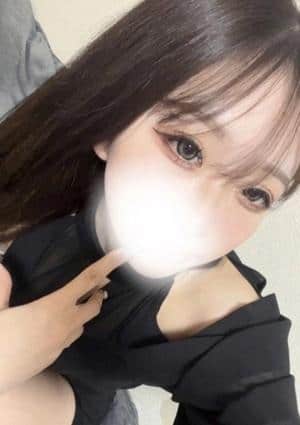 美月あかね