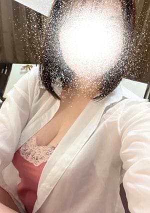 中谷 あゆ