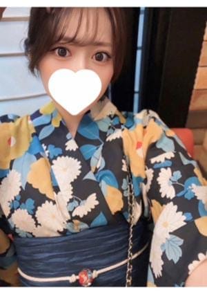 杏　まりな