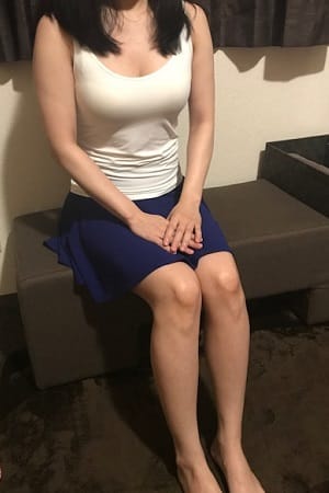 scrape_url:https://esthe-bemajo.net/images_staff/99/042013245210.jpg