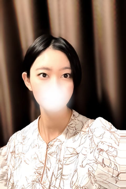 scrape_url:https://esthe-dulcis.com/images_staff/158/012302042345.jpg
