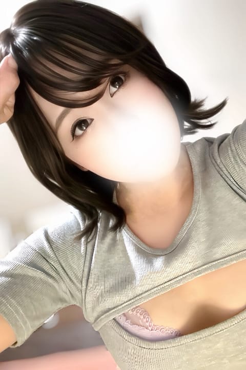 scrape_url:https://esthe-dulcis.com/images_staff/223/070401370648.jpeg
