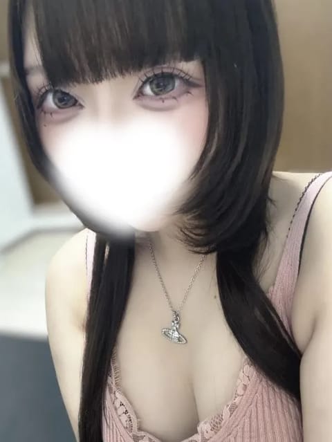scrape_url:https://cat-spa.com/data/staff/126/stf_6a854fd453f4c.webp