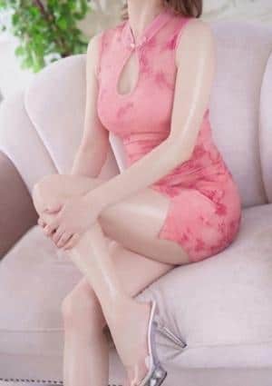 紅羽くれは