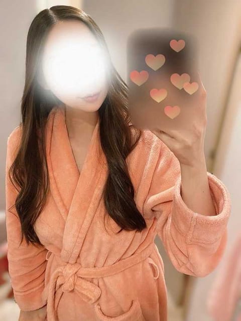 scrape_url:https://peach-next.com/mobileImg/1004152/item/10034895/11122499_640_0.jpg