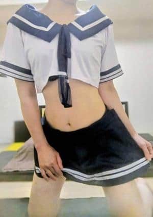 KNIT（ニット） セラピスト あかね