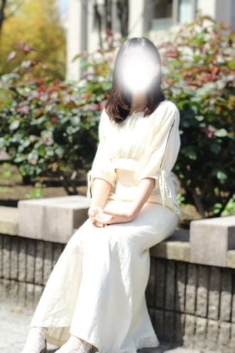scrape_url:https://grandaromatokyo.com/images_staff/735/072211061925.jpg