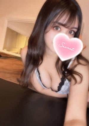 愛染　もな