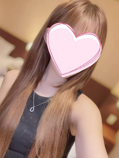 THE FIRST セラピスト はる 24歳