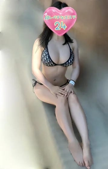 scrape_url:https://img.estama.jp/shop_data/00000027356/cast/sub/357x556/cl8mr_20260201194724.jpg?f=webp