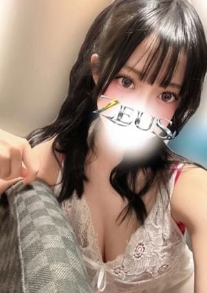ZEUS（ゼウス） セラピスト 塩崎 あむ