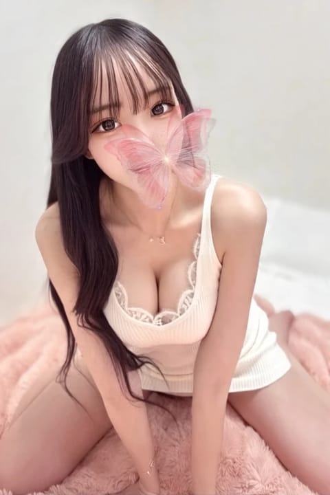名古屋・栄メンズエステ〜HANIEL〜 セラピスト ⚜️りりあ⚜️ 21歳