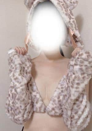 KNIT（ニット） セラピスト みく