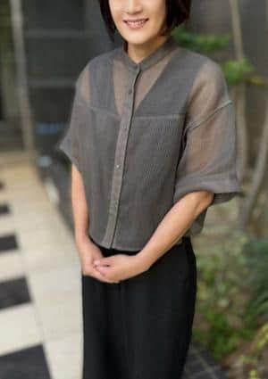 ミセスの子守唄 セラピスト 佳乃