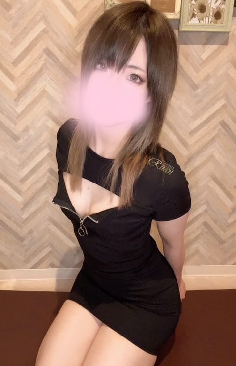 scrape_url:https://imgsrv.jp/shop/72/lady/07597bad6c43f46eaa.jpg