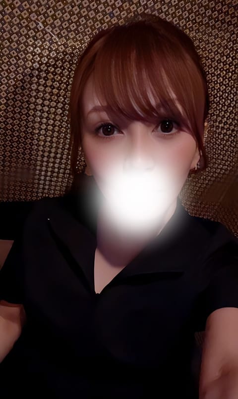 scrape_url:https://cdn.sanity.io/images/64ec3zln/production/18105e2c49125a2194d0adfc093d0dd3c9f830cd-987x1659.jpg
