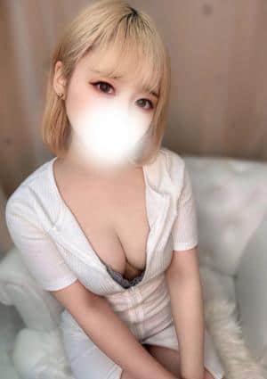水城ゆあ