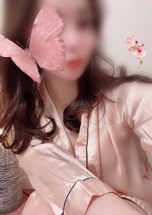 綾乃まいか