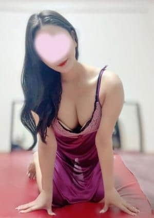 藤咲りあ