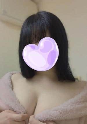 NAVEL（ネーブル） セラピスト めぐる
