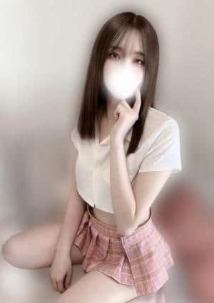 LUXERIA（リュクセリア） セラピスト 白崎ティナ