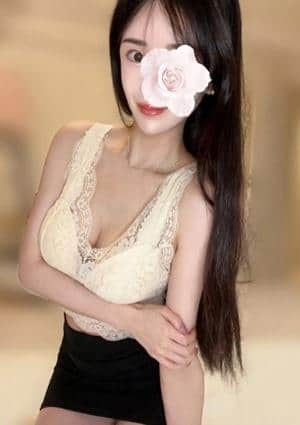 美月ゆな