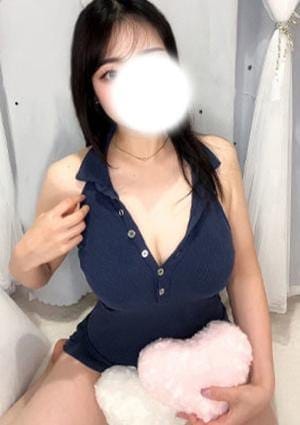 栗山かりな