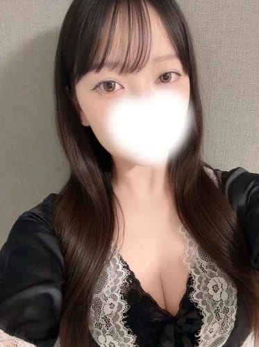 scrape_url:https://esthe-angeaile.com/images_staff/267/090220290741_0.jpg