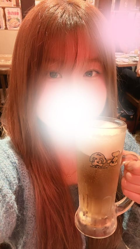 新宿MITSUBACHI（ミツバチ） セラピスト かな 23歳