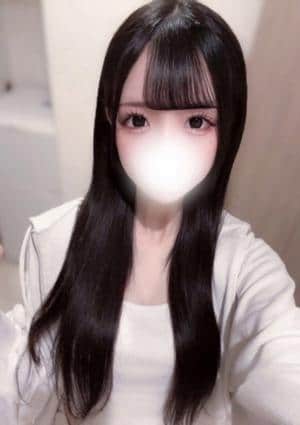 水瀬 ななみ