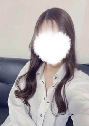 優木 はるな