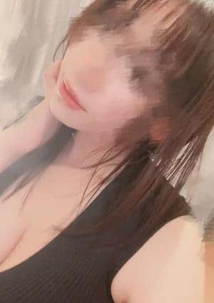 ゆりな